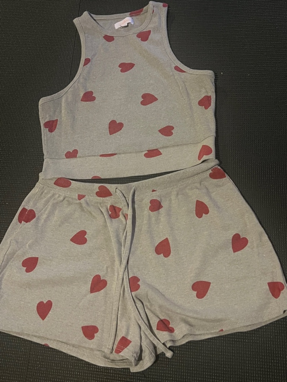 Colsie Gray Lounge Set with Red Heart Print